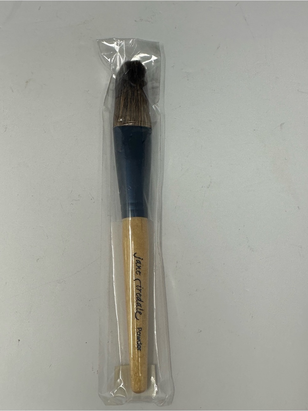 NEW!! Jane Iredale Powder  Brush‎ Sealed A1